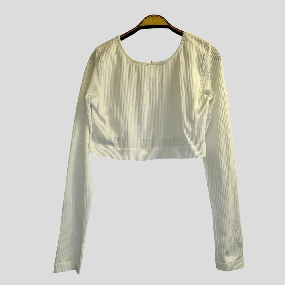 Lululemon Women’s Cropped Top Size 12 - Picture 1 of 13